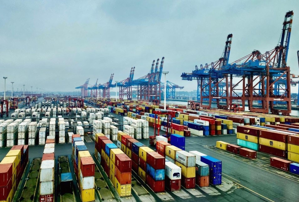 How Ukraine’s container market is surviving under wartime risks